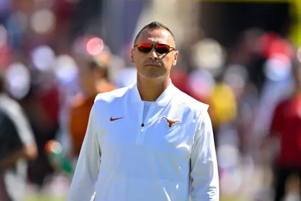 Steve Sarkisian head coach of Texas
